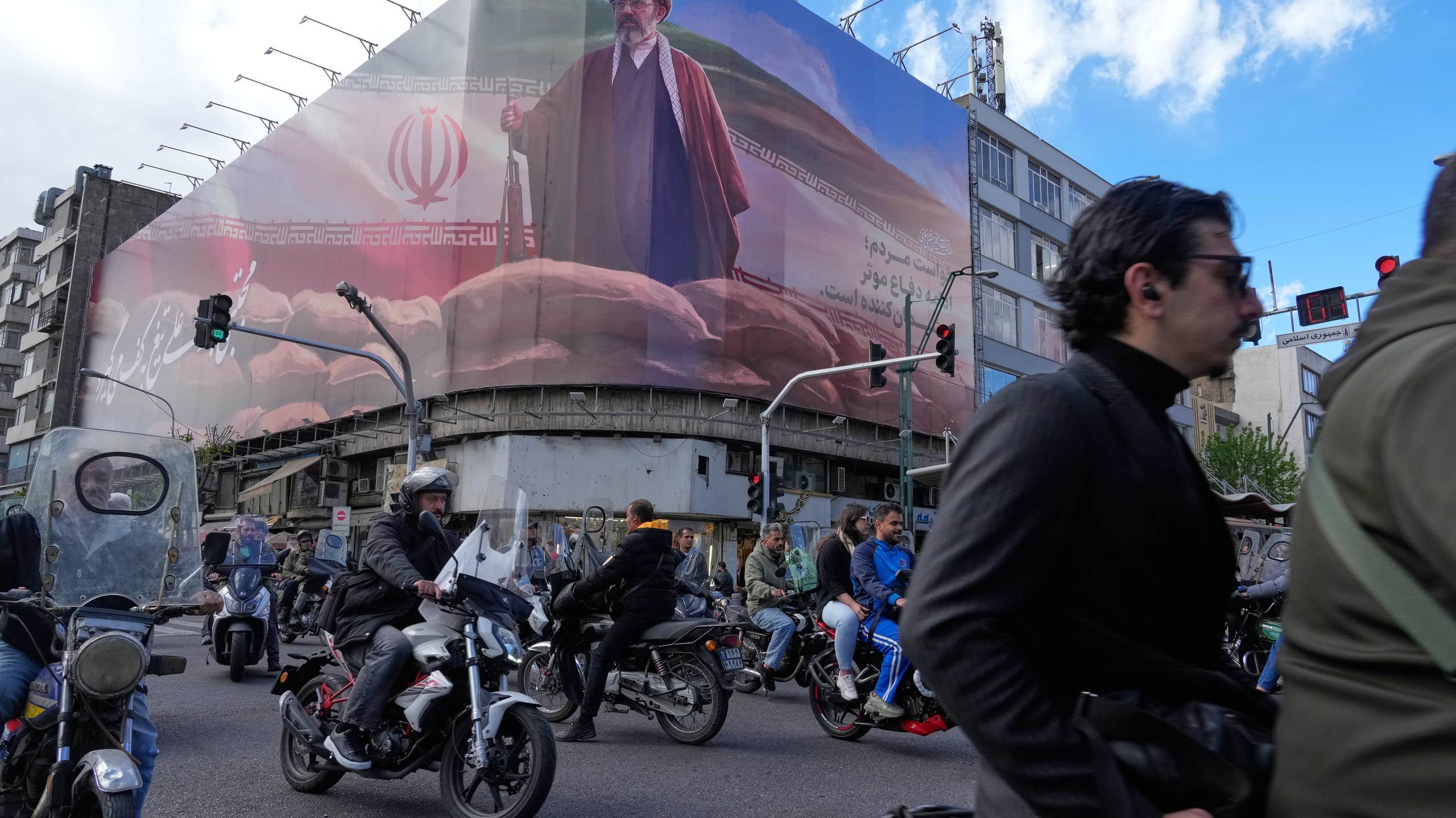 Irans högste ledare svarar Trump på X
