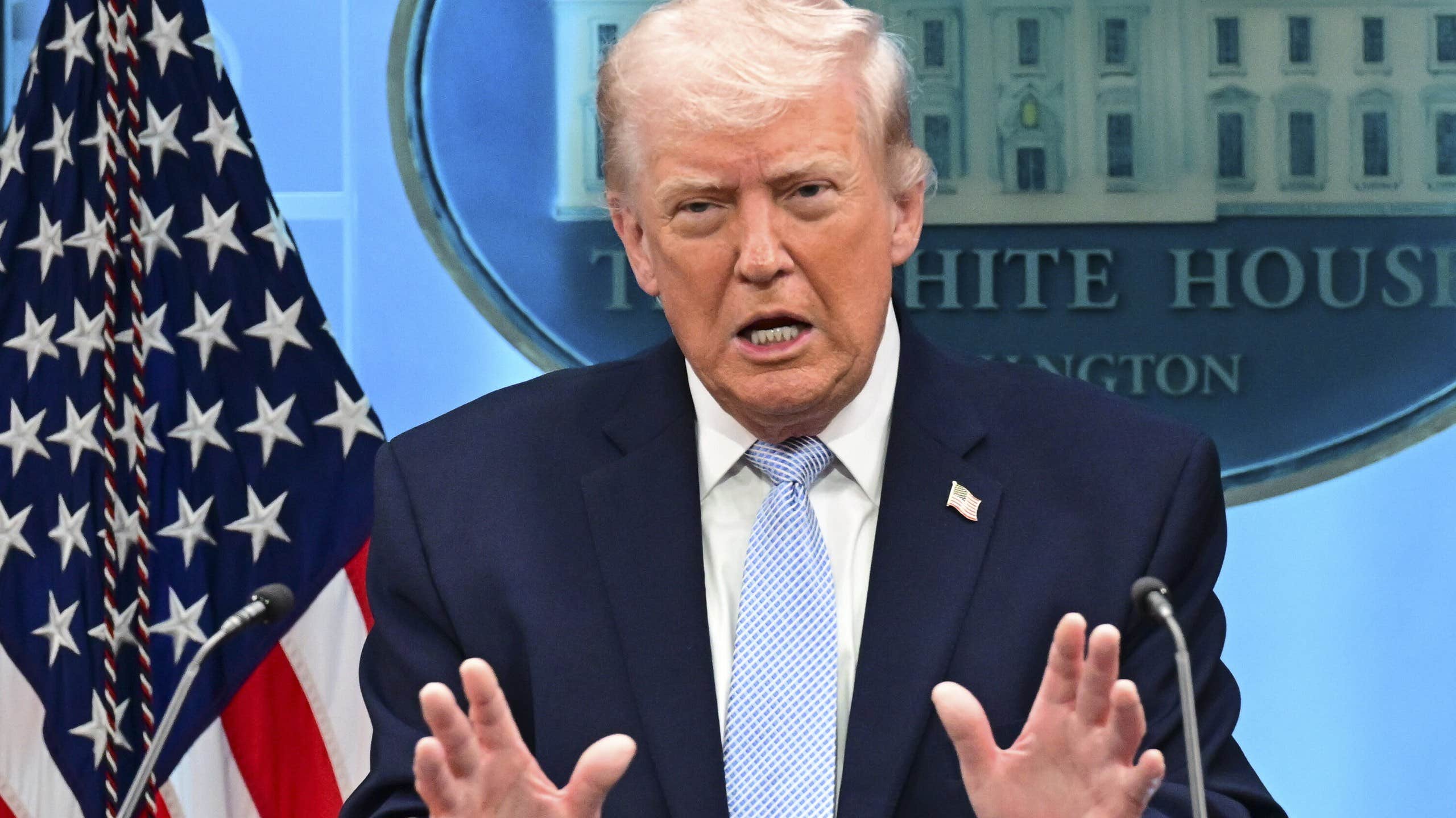 Trump: Iran kollapsar – nya vädjan