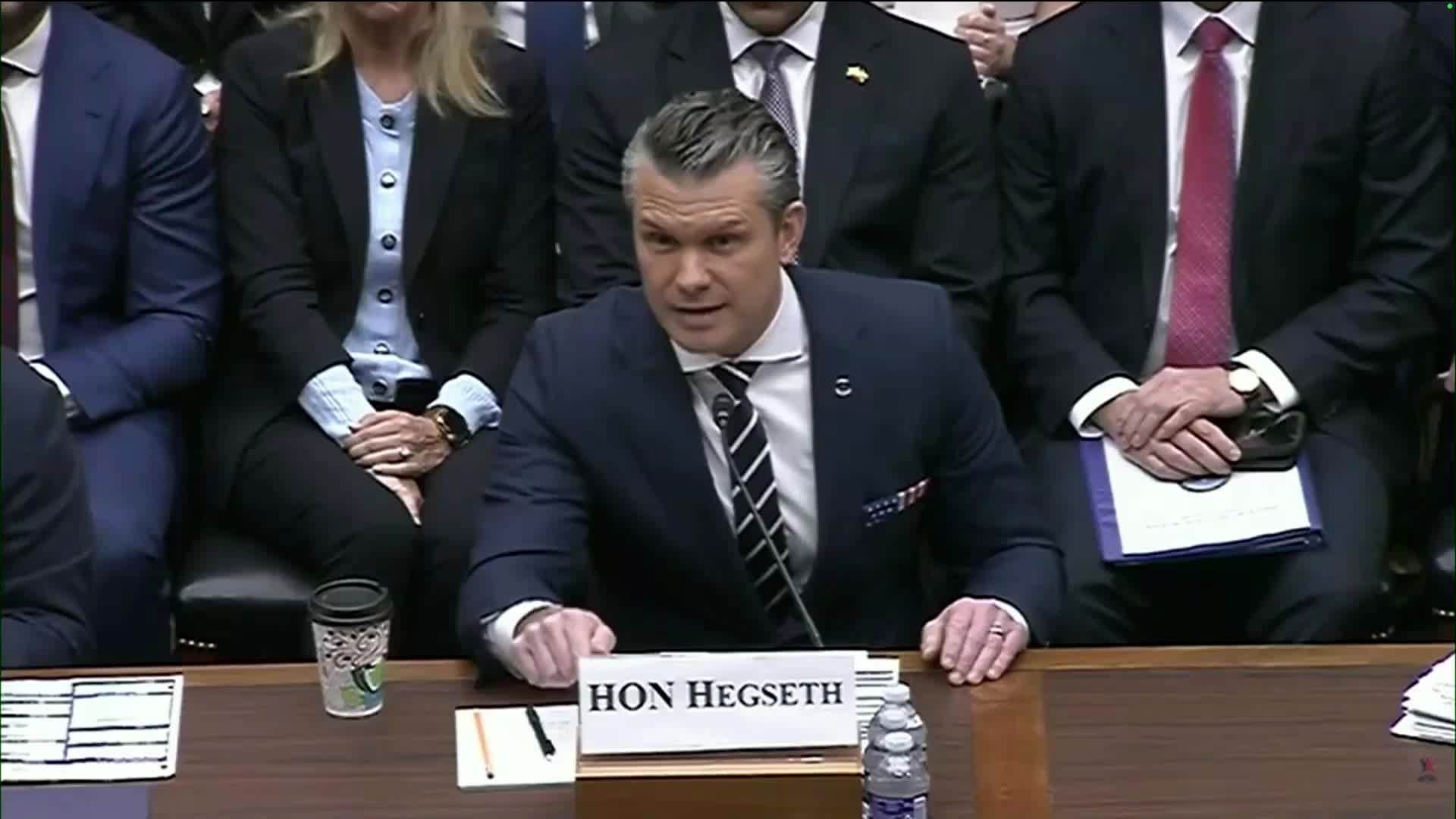 Utfrågninegn av krigsministern spårar ur