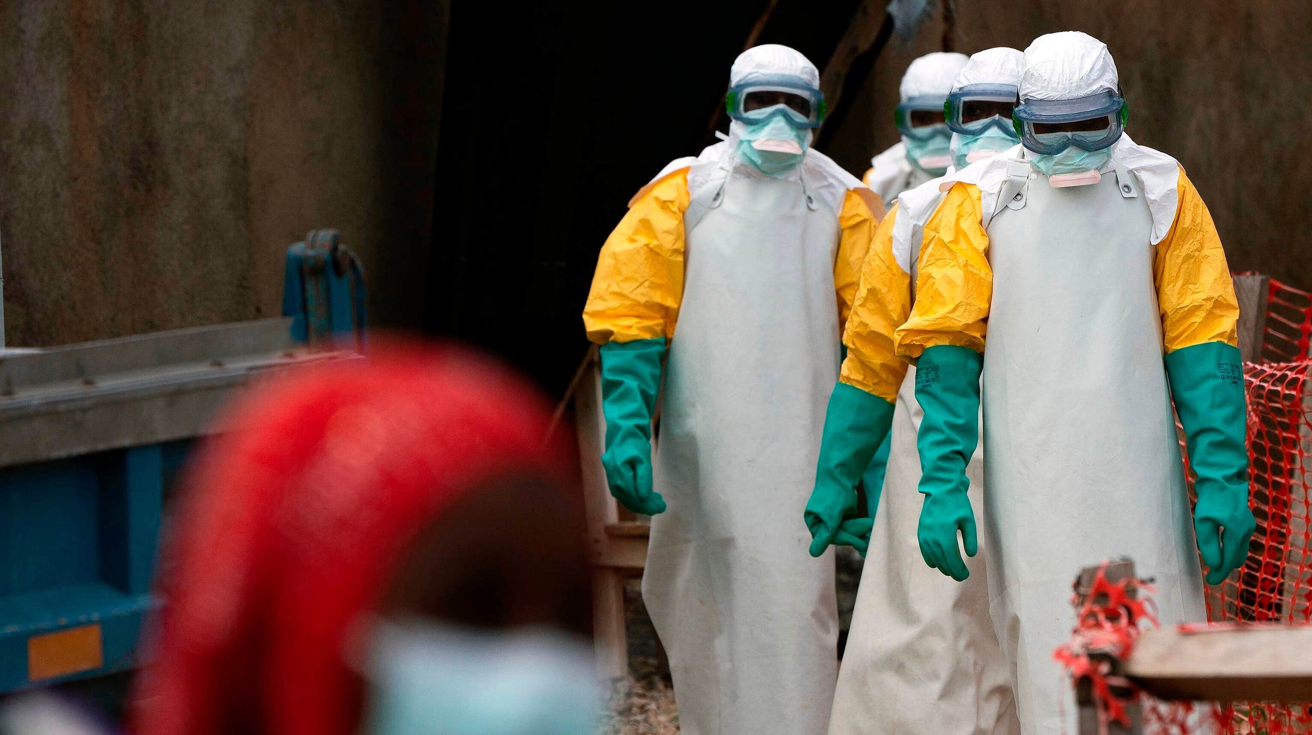 Varnar om ebola – kan sprida sig utanför Afrika