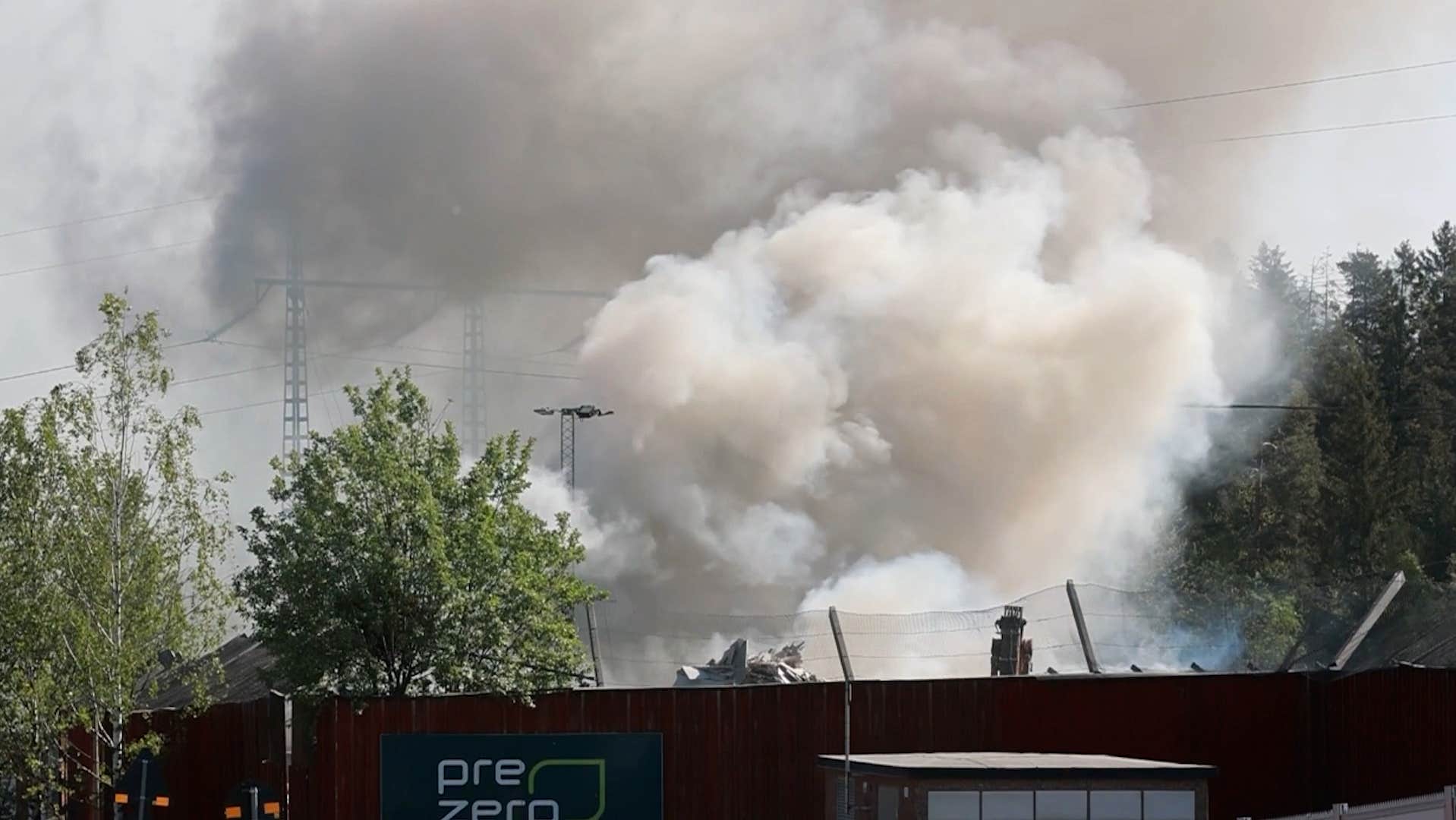 Brand på återvinningscentral