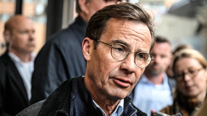 Regeringen lägger fram krispaket | Expressen