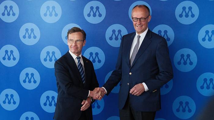 Merz talar på M-möte | Expressen